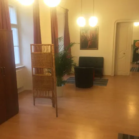 Mira 2 * Bratislava
