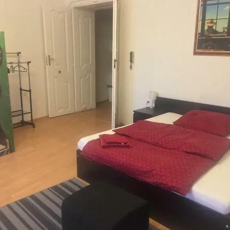 Mira 2 * Bratislava